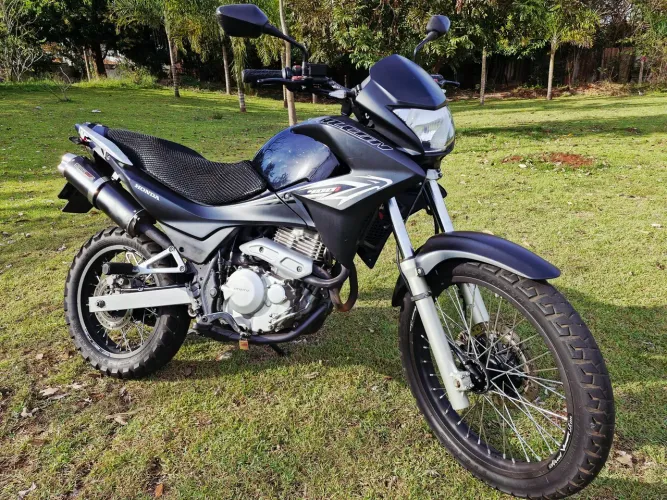 nx facon I 33.844 km 3 dono maual chave reserva moto novinha
