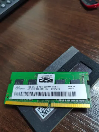Memória RAM 4GB DDR4 3200MHz Notebook Original LENOVO