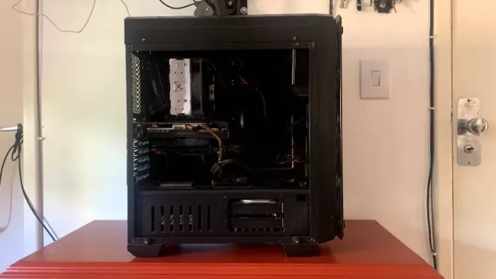 PC Computador i7 8700, GTX 1060 6GB, RAM 16GB DDR4 3200, 2x SSD, 2x HDD