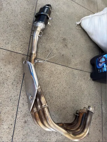 Escape Akrapovic Hornet 08/14