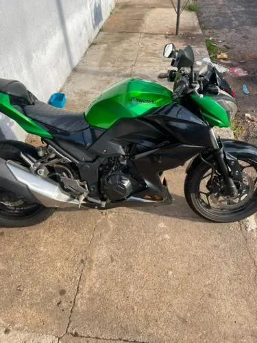 Kawasaki Z300 2016 Muito Conservada