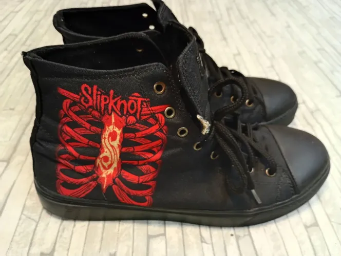 Tênis Stamp It Slipknot número 44 semi novo.