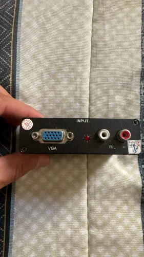 Adaptador VGA para HDMI