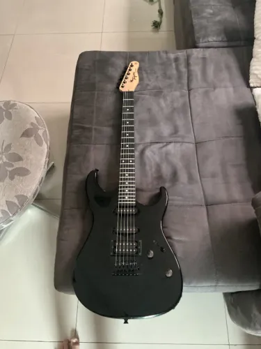 Guitarra Tagima TG510