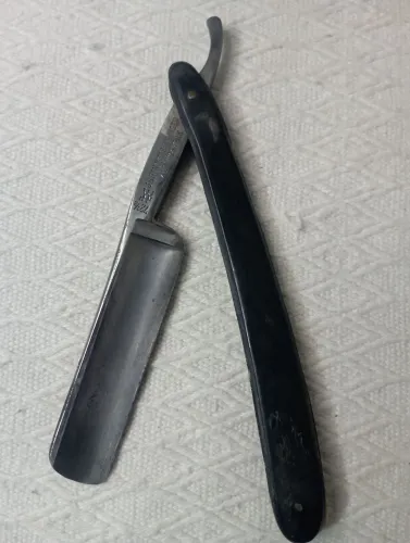 Navalha antiga 
