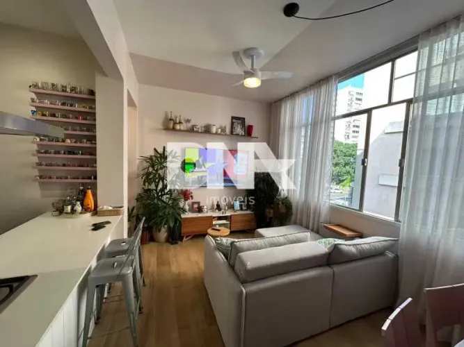 Apartamento : / Residencial / Gávea