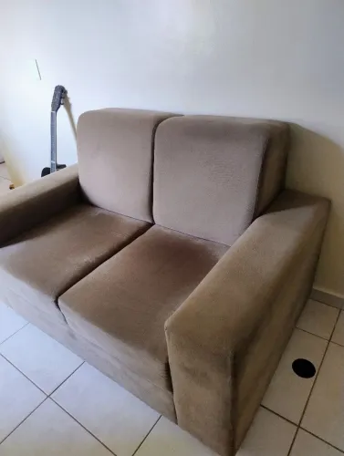 Sofá dois lugares