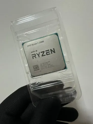 RYZEN 3 2200G