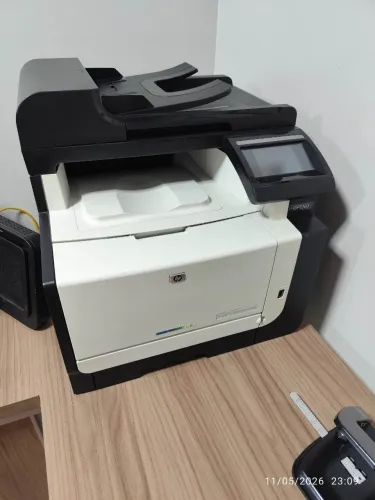 Vendo impressora Laser color