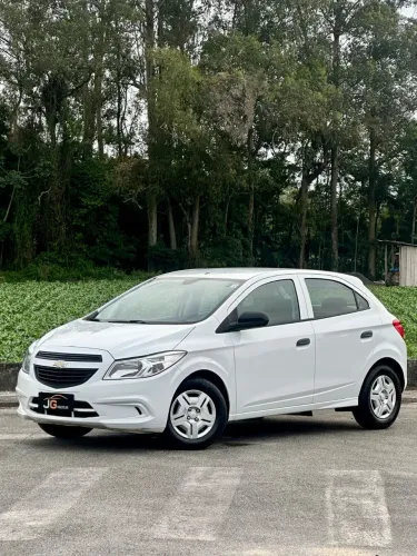 Chevrolet Onix JOY Hatch 1.0 8V Flex Mec. 4P 2017
