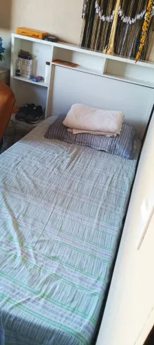 Vendo essa Bi cama com cabeceira
