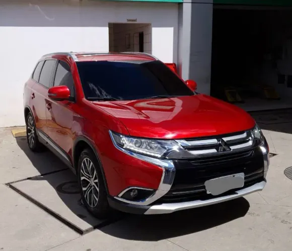 Mitsubishi Outlander Comfort 2.0 16V Aut. 2018