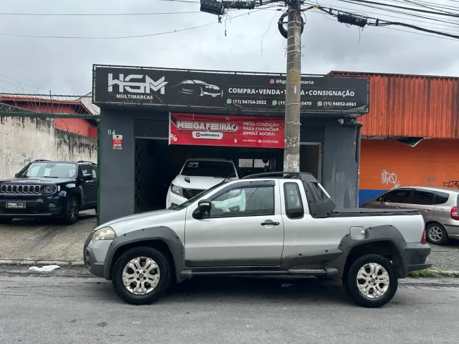 Fiat Strada Adventure 1.8/ 1.8 Locker Flex CE 2012