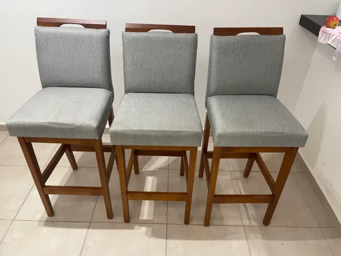 Banquetas madeira maciça 