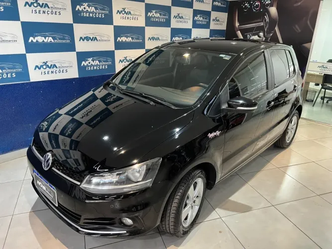 Volkswagen Fox Rock IN RIO 1.6 MI Total Flex 8V 5P 2016