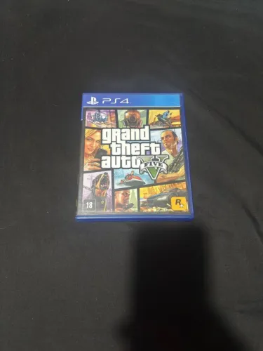 PLAYSTATION 4 - GTA V 