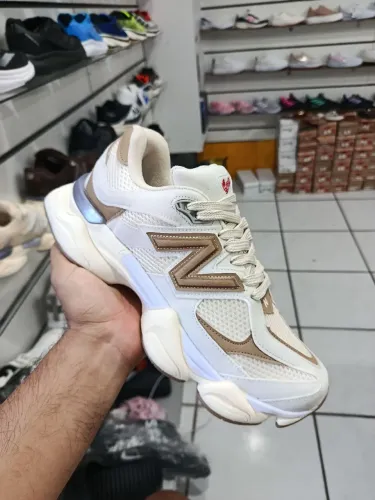 TENIS NEW BALANCE 9060 PREMIUM