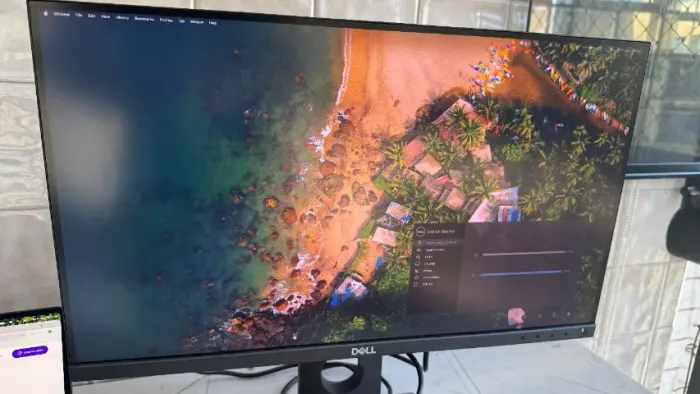 Monitor Dell 24' P2418D QHD com hub USB em perfeito estado