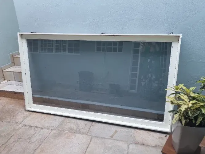 Janela de vidro em perfeito estado