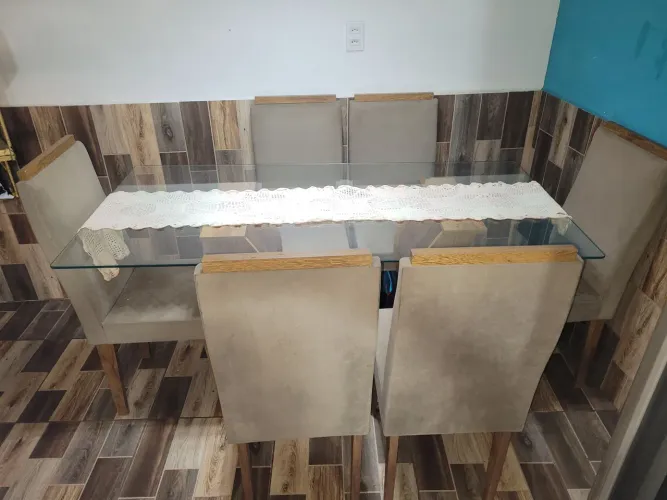 Mesa 6 cadeiras 