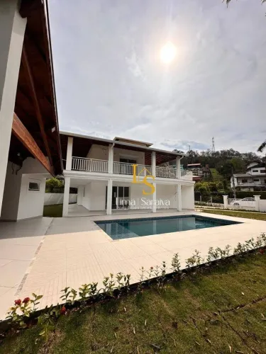 Casa com 4 dormitórios à venda, 1000m² de terreno em Alpes de Guararema