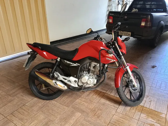 Fan160 , revisada conservada ,km baixo.nada para fazer só pegar e andar.