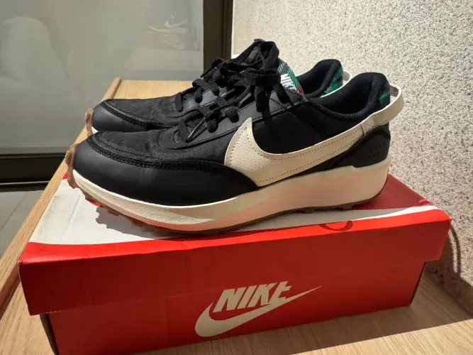 Tênis Nike Waffle, tam 40