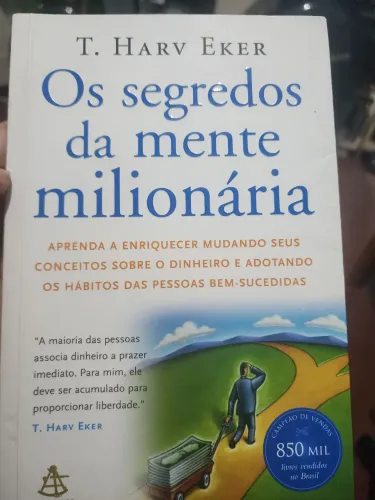 Livre "Os segredos da mente milionária"
