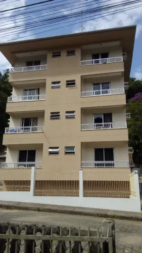 Aluga-se apartamento próximo ao centro