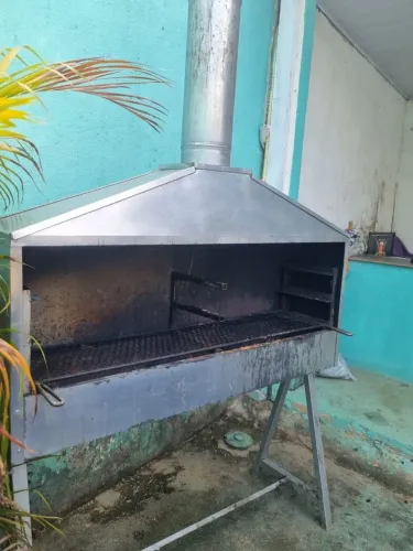 Churrasqueira para espetinho