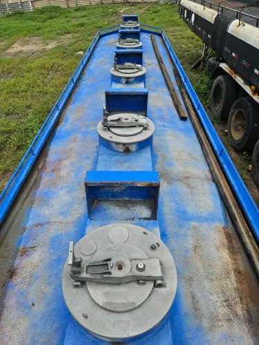 Tanque de combustível/agua