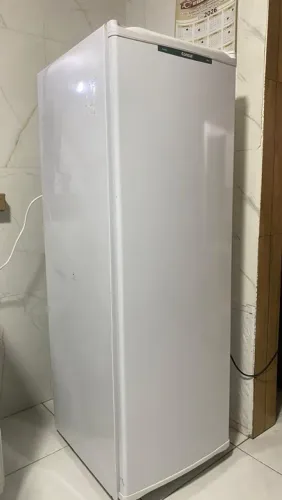 Freezer Consul vertical
