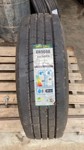 Pneus 215 e 235 novo zerado 