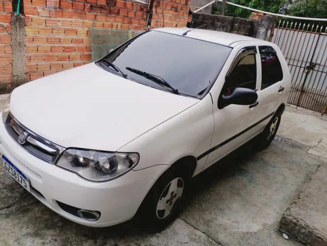 Fiat Palio 1.0 Economy Fire Flex 8V 4P 2012