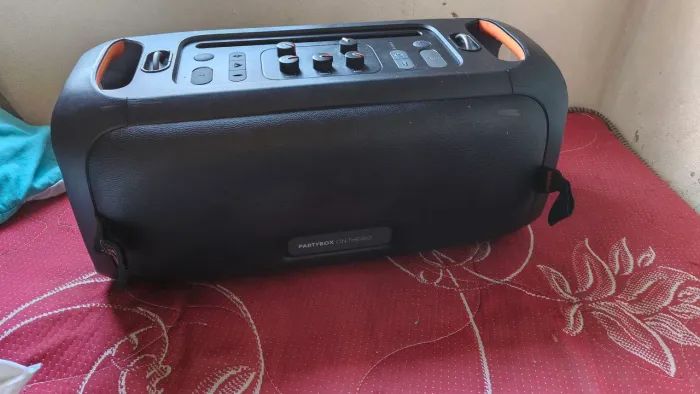 Caixa de som JBL carauke 