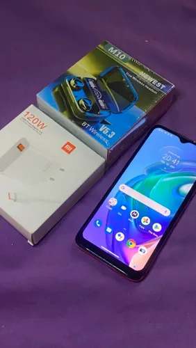 MOTOROLA G10 + Carregador e fone Bluetooth lacrado
