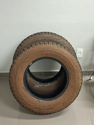 Pneus aro16 LT
