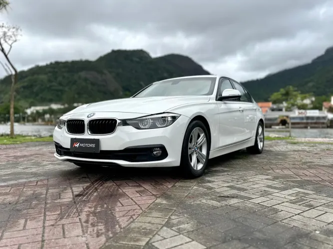 BMW 320I A Modern/sport TB 2.0/a.flex 16V 4P 2018