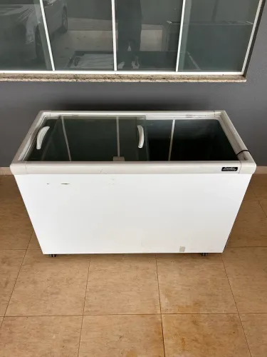 Freezer expositor 400L
