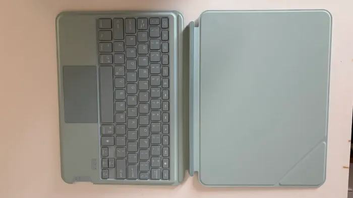 Apple Magic Keyboard Folio para iPad (A16) NOVO ORIGINAL