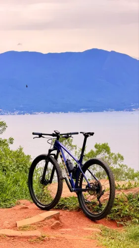 Bicicleta Montain Bike TREK XCALIBER 8 - TAMANHO L | SHIMANO XT 12V | ROCKSHOX JUDY  