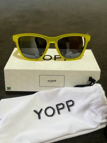 Óculos de Sol Polarizado UV400 YOPP modelo queijo suíço 