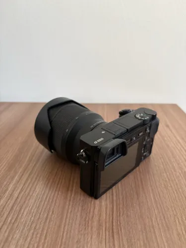 VENDO SONY A6000