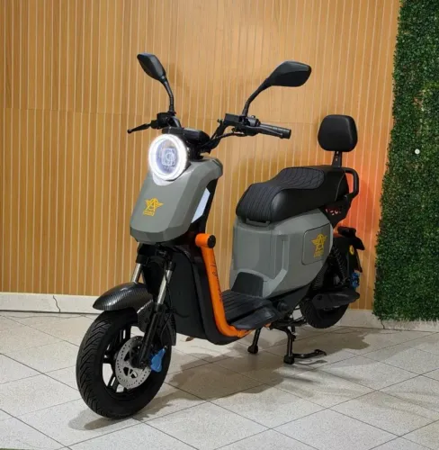 Moto elétrica AG 08