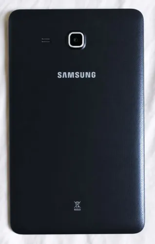 Vende-se Tablet Samsung Tab A6 SM-T280 em bom estado de conservação com capinha e caixa
