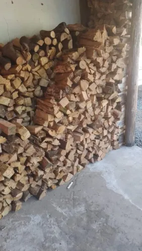 Lenha nativas 35 reais saco de náilon