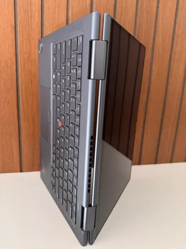 Thinkpad x1 Yoga Core i7 32GB 512GB