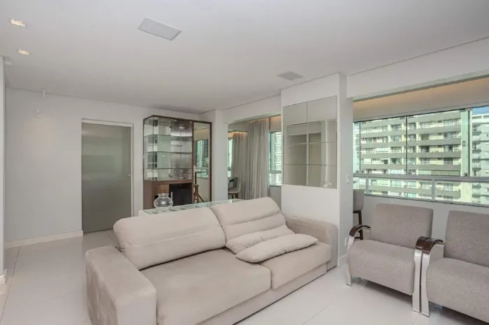 Apartamento à venda no Centro em Balneário Camboriú.