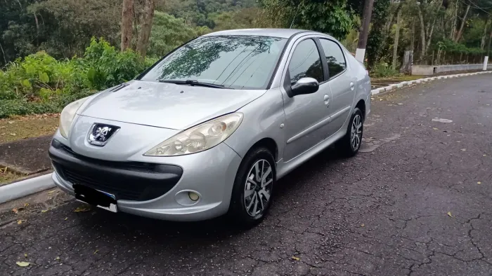 Peugeot 207 Sedan Passion XS 1.6 Flex 16V 4P AUT 2009