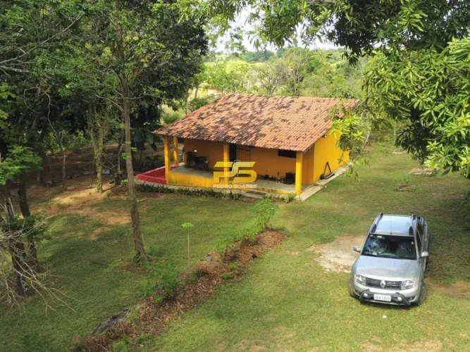 GRANJA COM 1,7 HECTARES NO MUNICÍPIO DE CONDE/PB